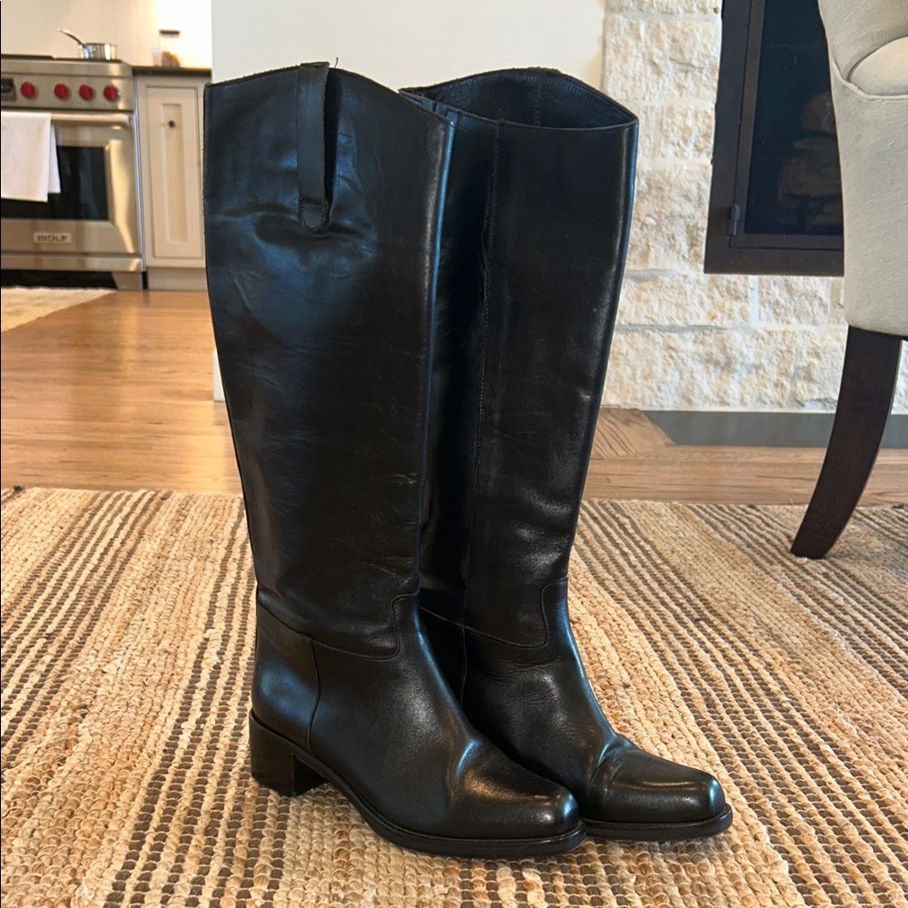 Black Leather Knee-High Women's Boots